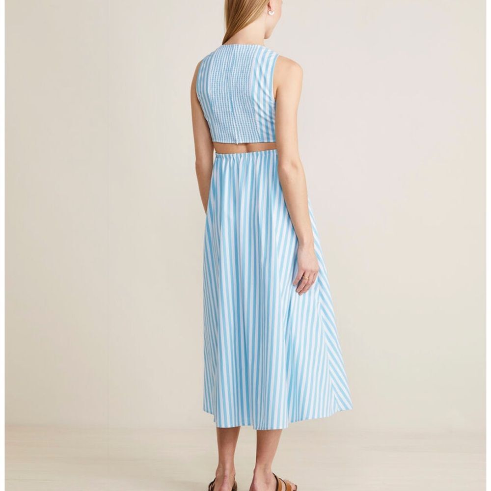 Vineyard Vines Cutout Maxi Dress Color: Kitt Stripe-Mist Blue - Picture 8 of 10